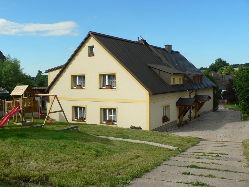 Guest House Pod Hájkem Horni Branna Exteriér fotografie