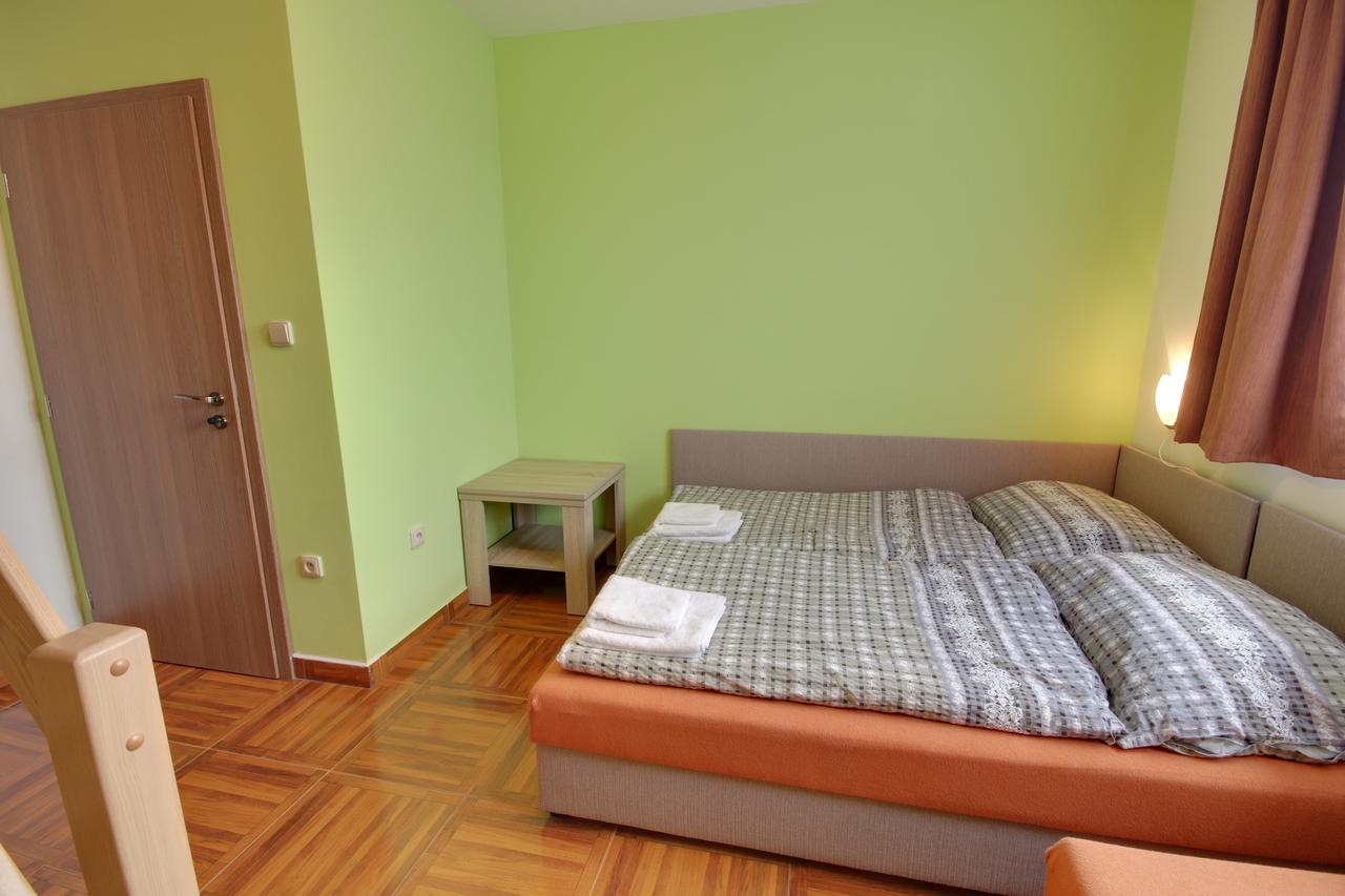 Guest House Pod Hájkem Horni Branna Exteriér fotografie