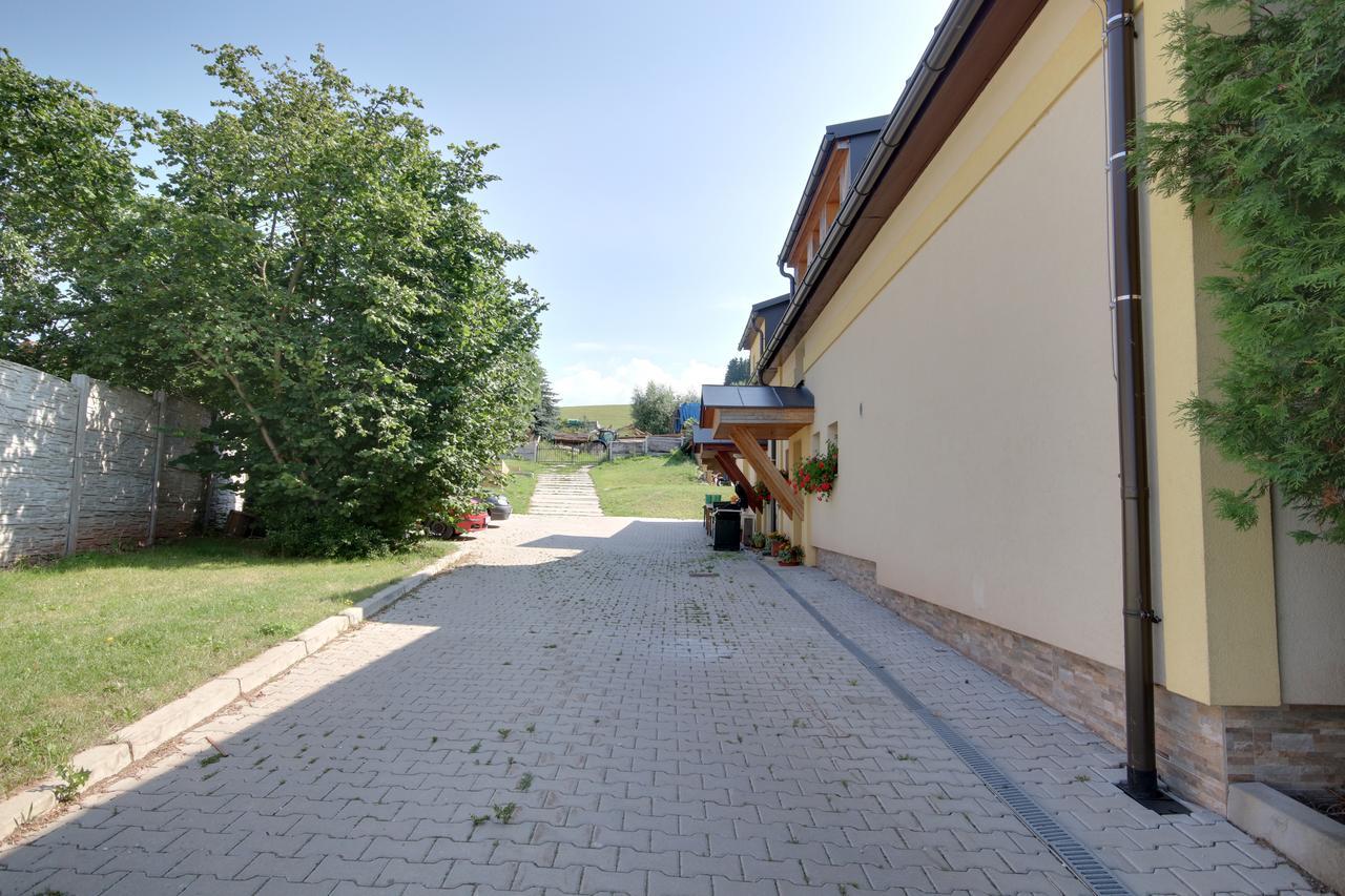 Guest House Pod Hájkem Horni Branna Exteriér fotografie